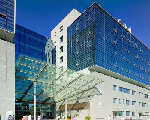 福建妇幼保健院第三代试管供卵生男孩费用及代生代怀服务解析