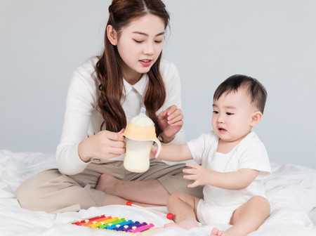 北京供卵试管婴儿哪里好~宝宝不吃奶粉奶瓶怎么办